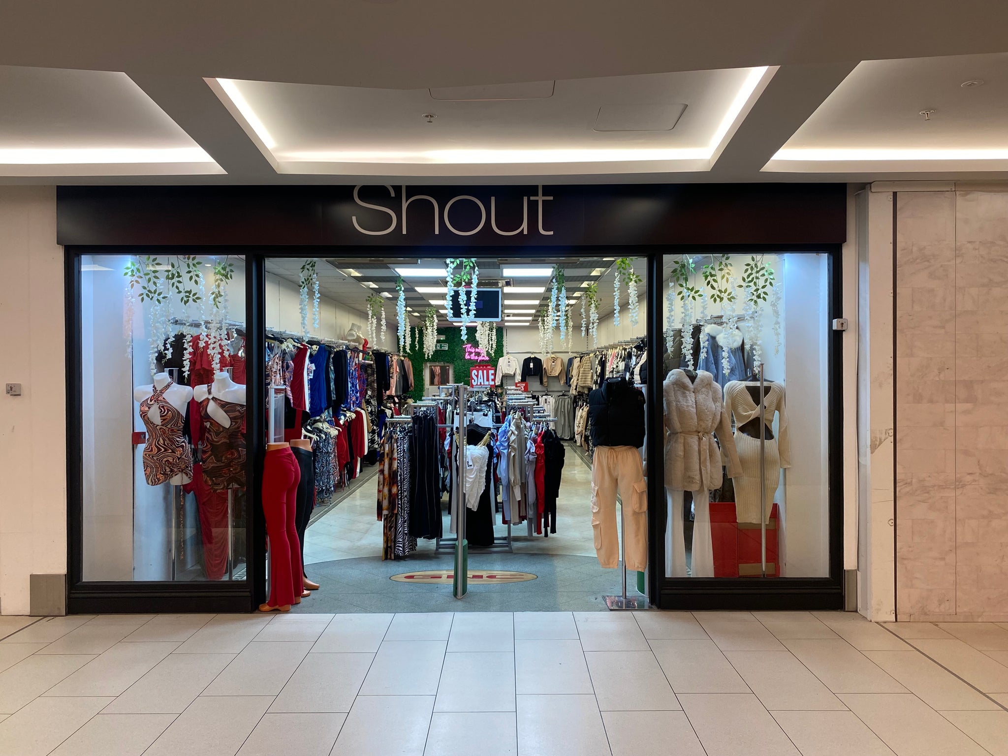 Shout Nottingham: Affordable Trendy Fashion (Report)