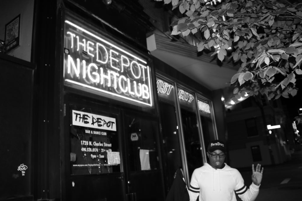 A visual by Lukey Lenz - SwanoDown